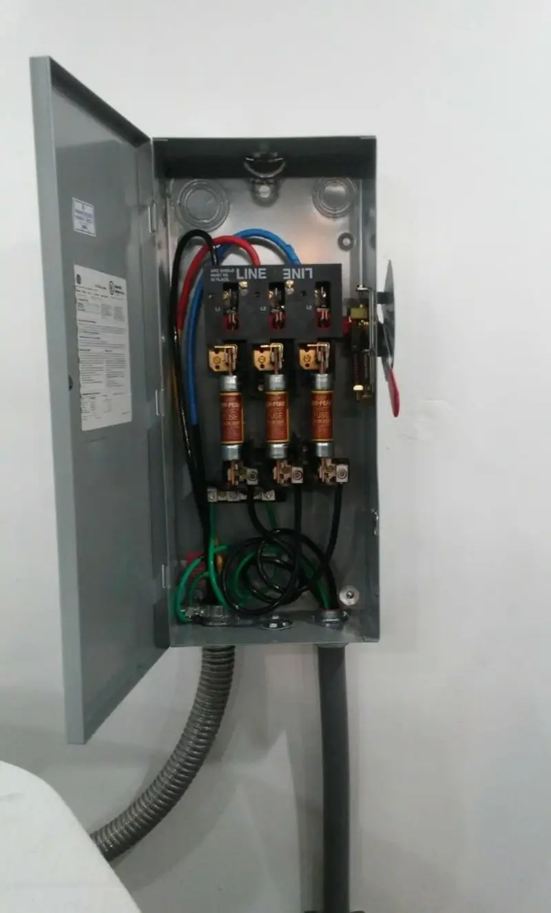 Three-phase disconnect switch installed for Smoke Detector Installation in Brookfield